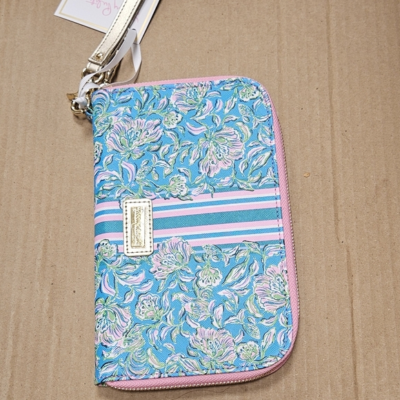 Lilly Pulitzer Tropical Travel Passport Wallet Wristlet Chick Magnet Zip Up - Picture 7 of 7